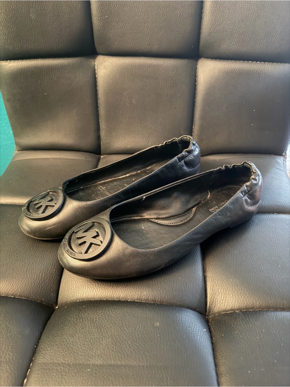 Michael Kors Black Logo Round-Toe Ballet Flats
